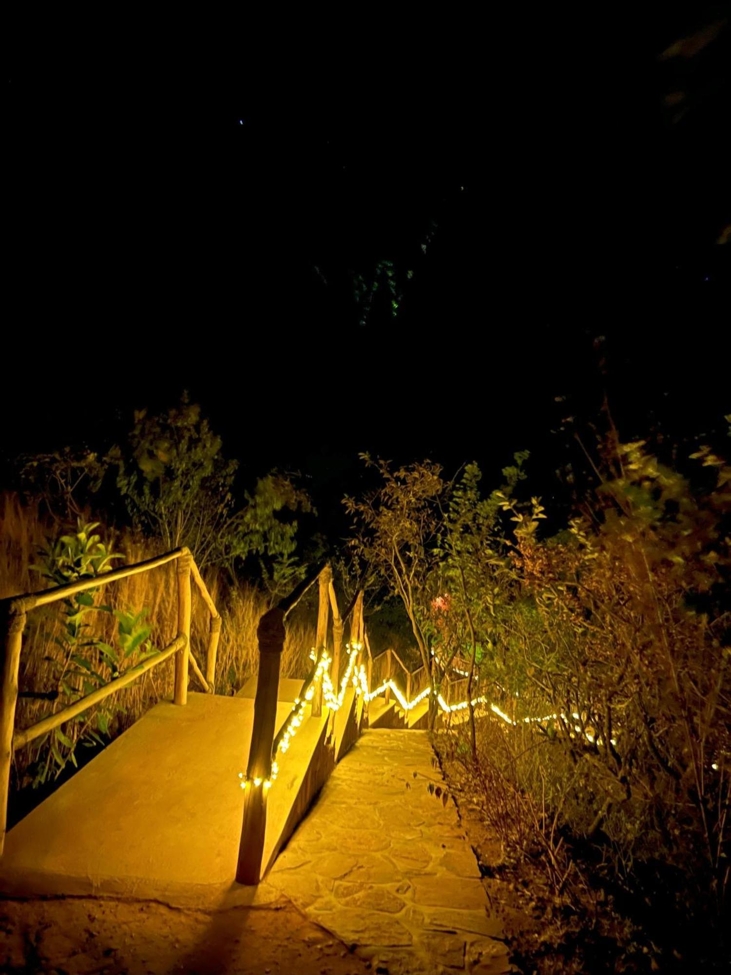 Akagera Ihema Lodges Экстерьер фото